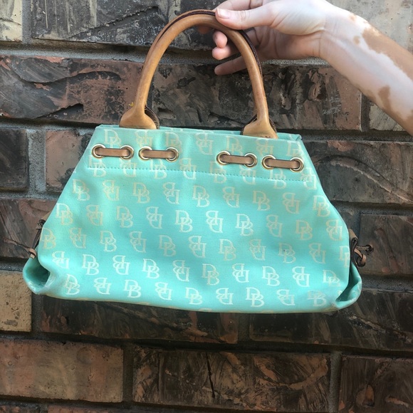 Vintage dooney and bourke handbag! - Picture 2 of 8